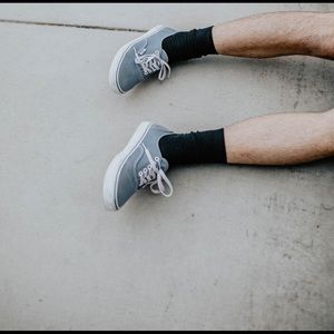 Meet your Posher, Adam